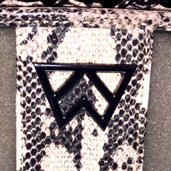 SOLD!!! Clear Kelly Wynne Black & Ivory  Snake - Picture 6 of 12